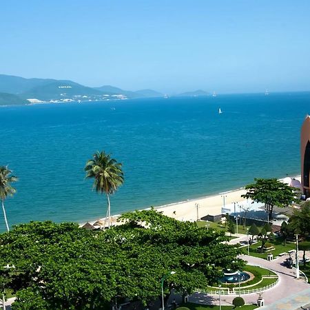 Готель Ibis Styles Нячанг Екстер'єр фото
