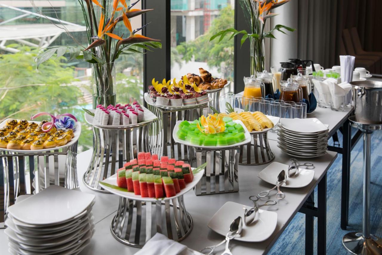 Готель Ibis Styles Нячанг Екстер'єр фото